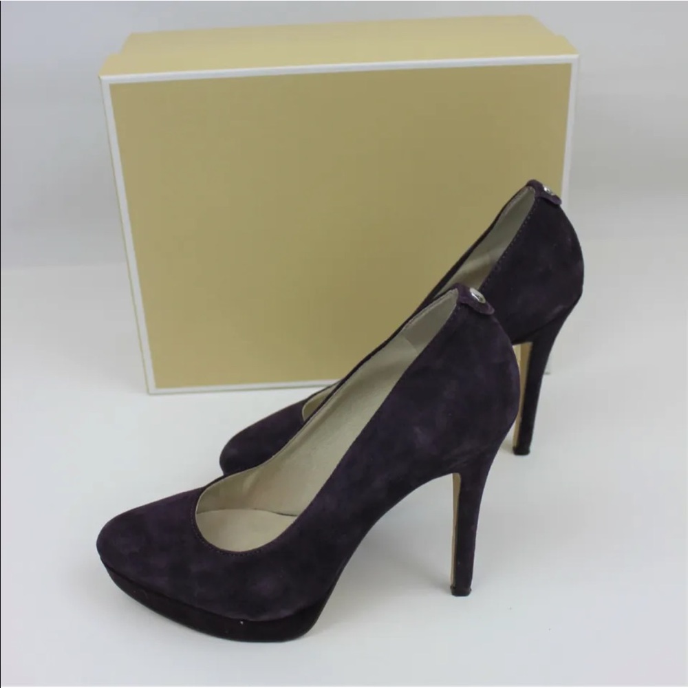 Michael Kors Women's Purple Suede 'York' Pumps / Heels  Size 7.5